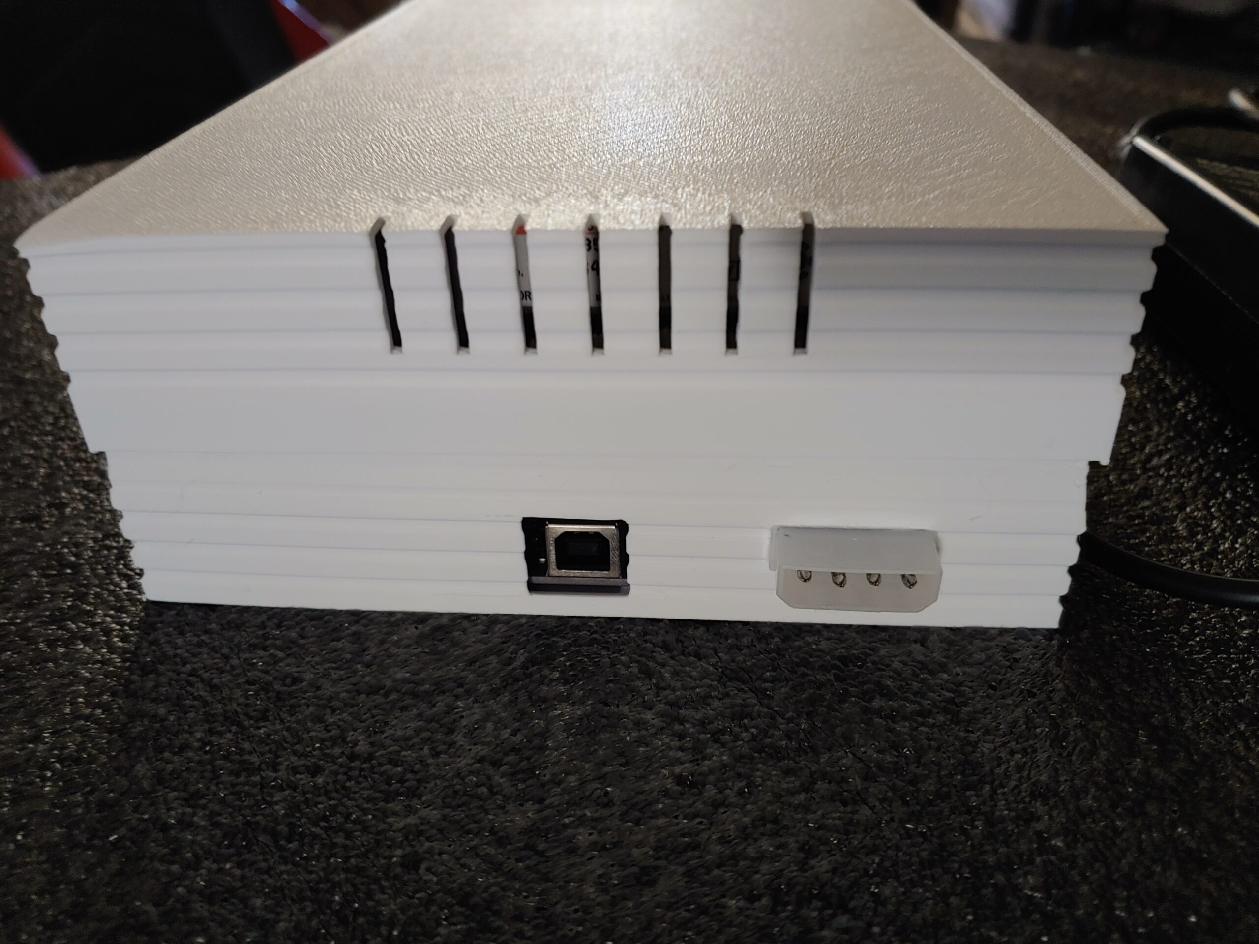 GreaseWeazle 5.25in Drive External Chassis Kit - Image 2