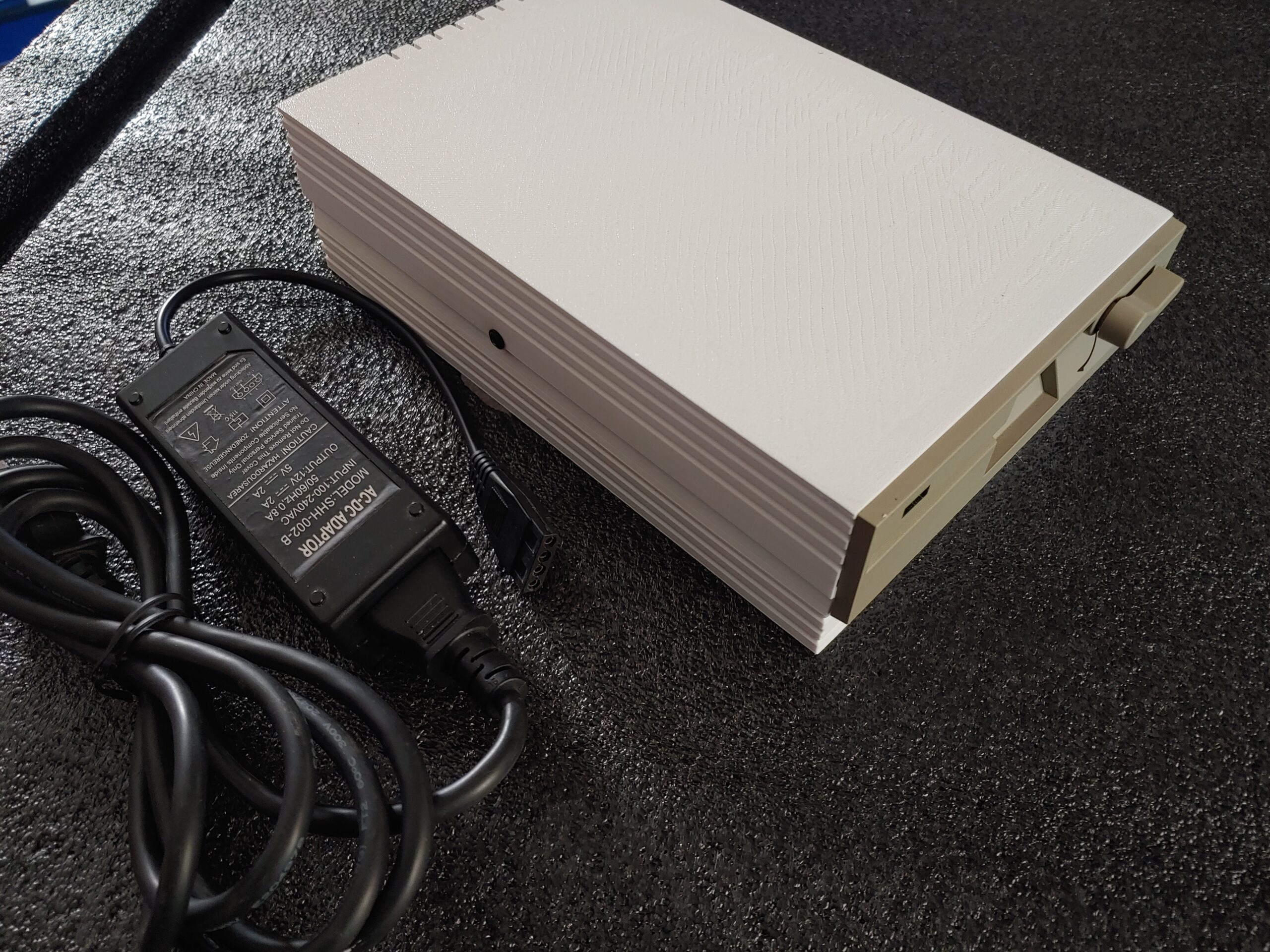 GreaseWeazle 5.25in Drive External Chassis Kit - Image 6